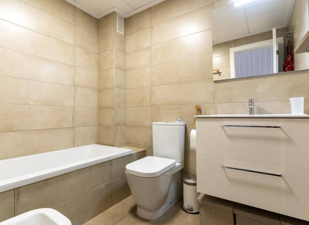 Resale - Townhouse - Santa Pola - Eroski