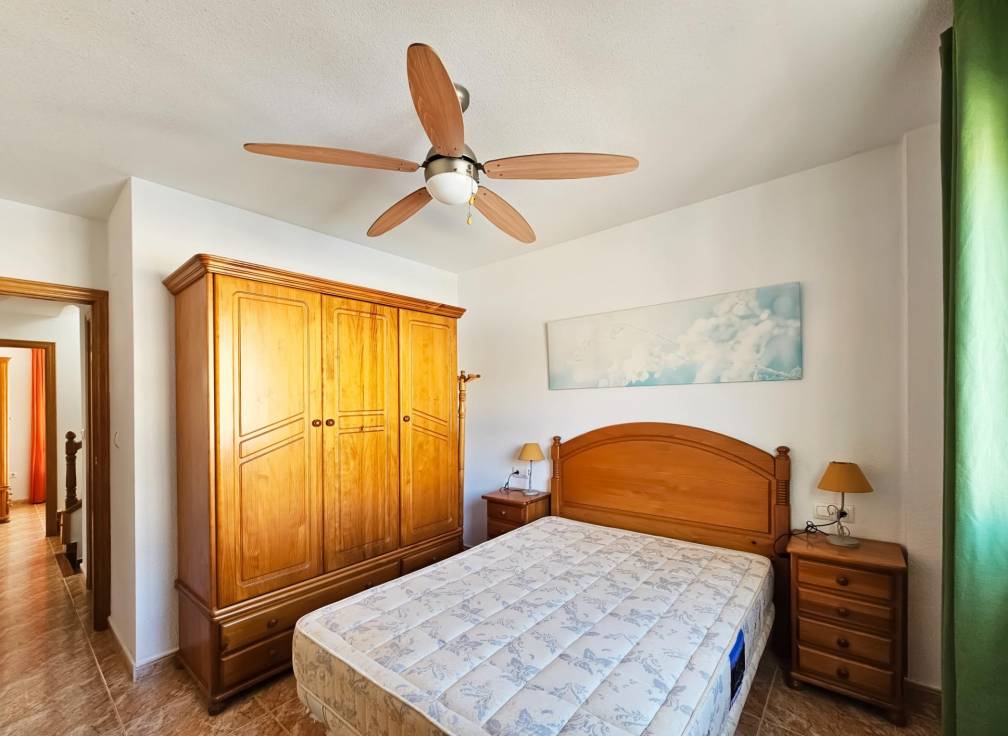 Resale - Townhouse - Santa Pola - Santiago bernabeu