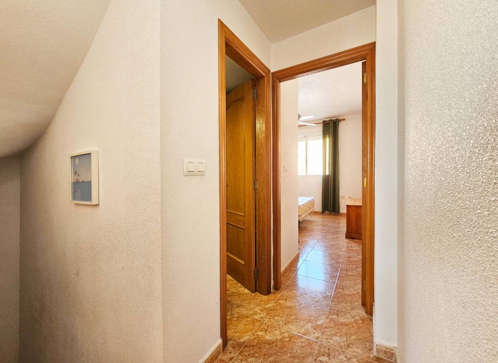 Resale - Townhouse - Santa Pola - Santiago bernabeu