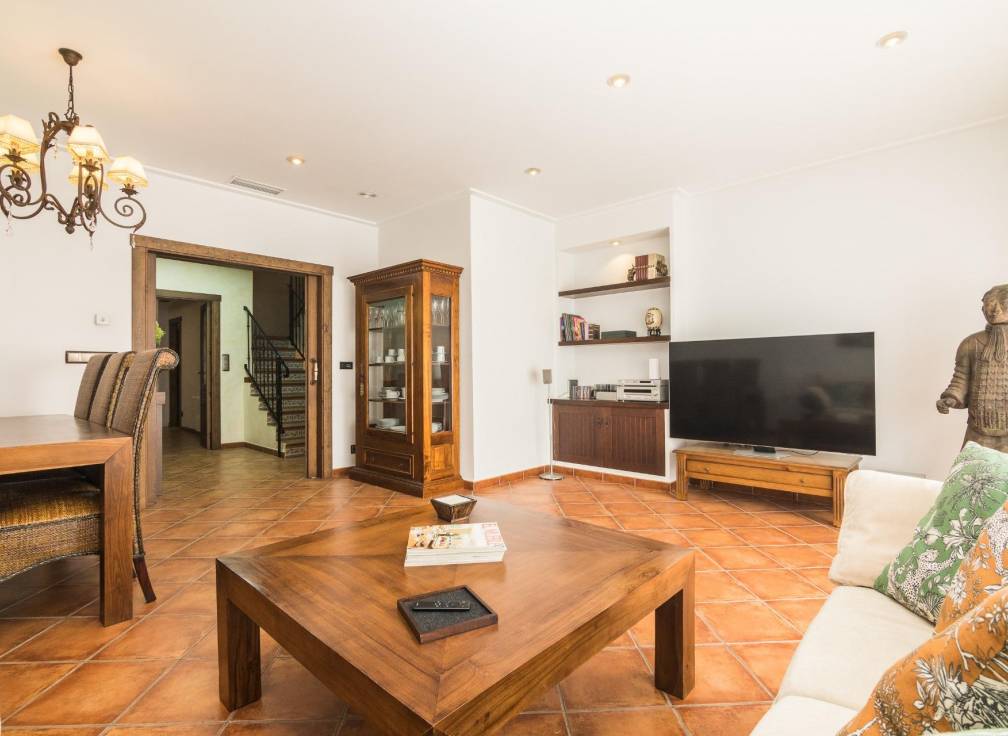 Resale - Triplex - Elche - Corazon de Jesus