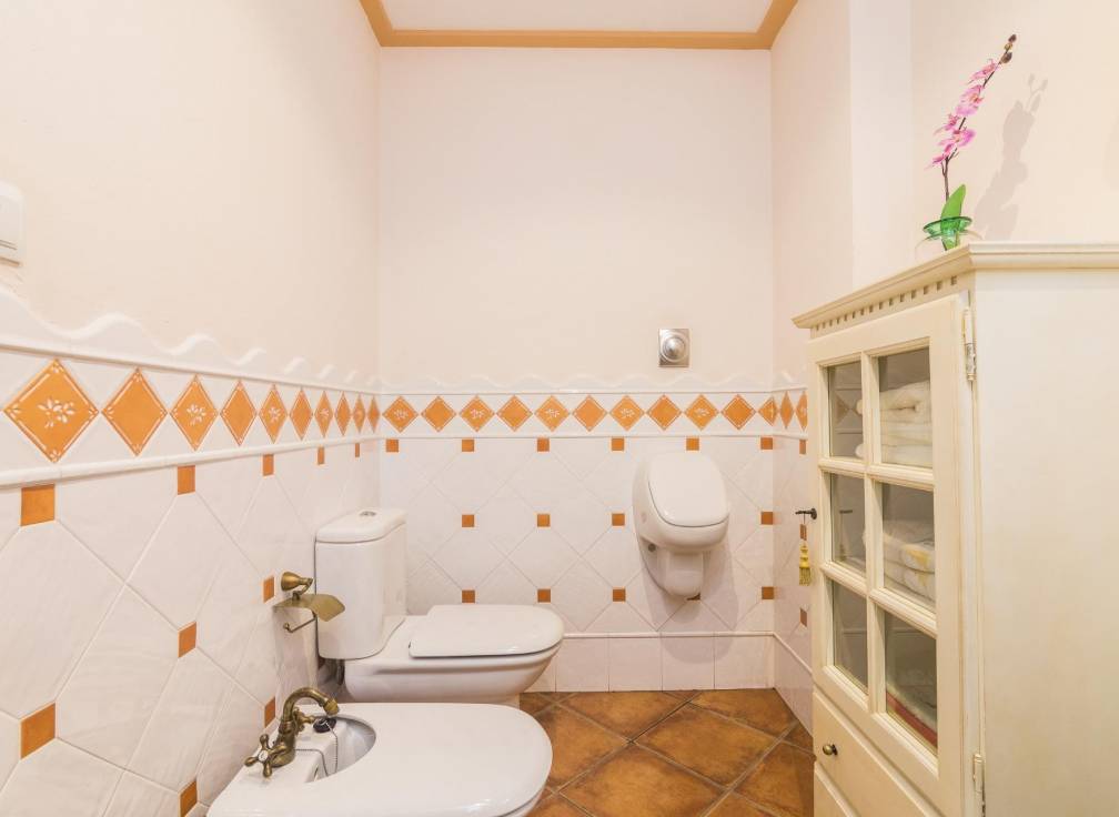 Resale - Triplex - Elche - Corazon de Jesus