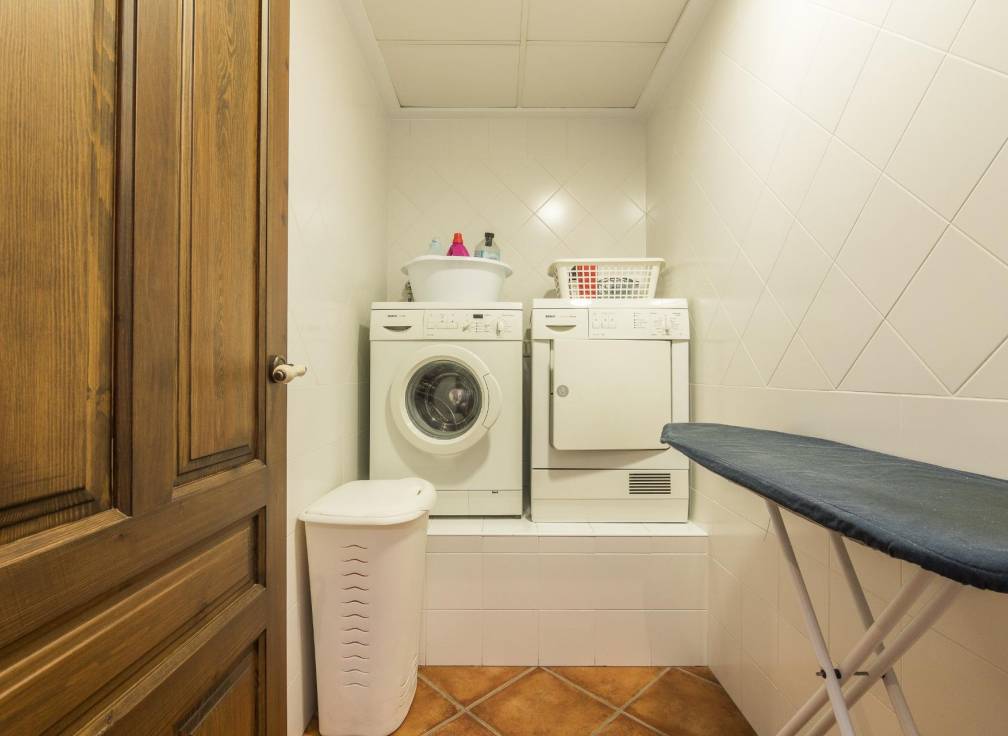 Resale - Triplex - Elche - Corazon de Jesus