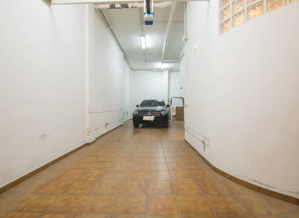 Resale - Triplex - Elche - Corazon de Jesus