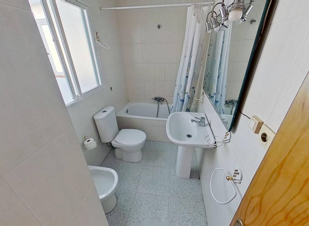 Resale - Triplex - Santa Pola - Santiago bernabeu