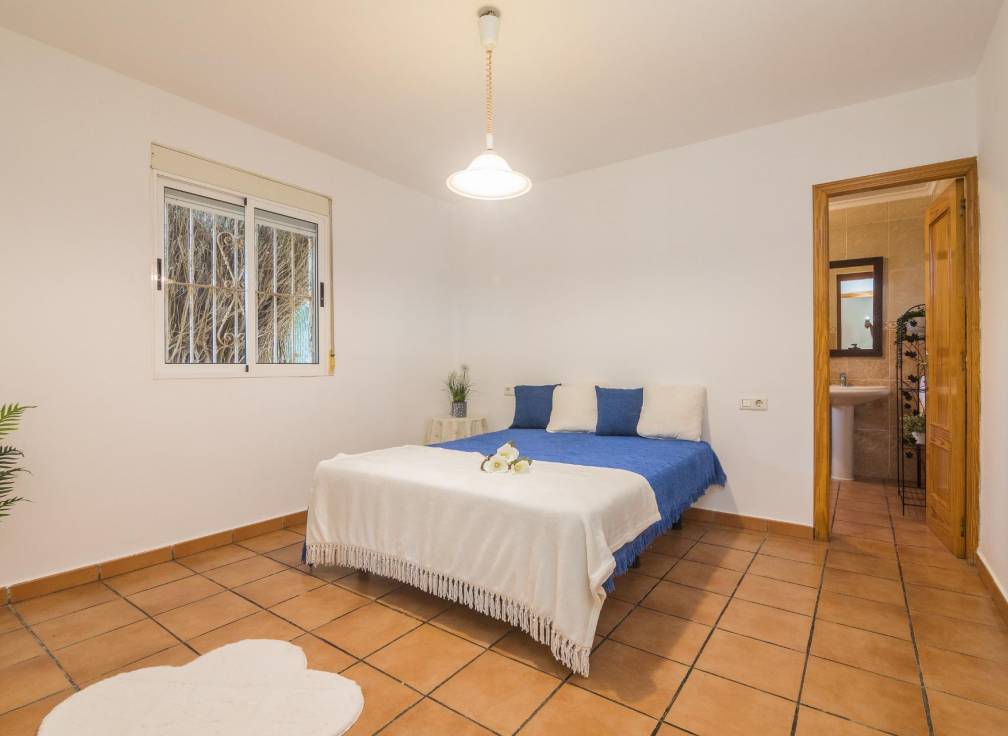 Resale - Villa - Aspe - Montesol