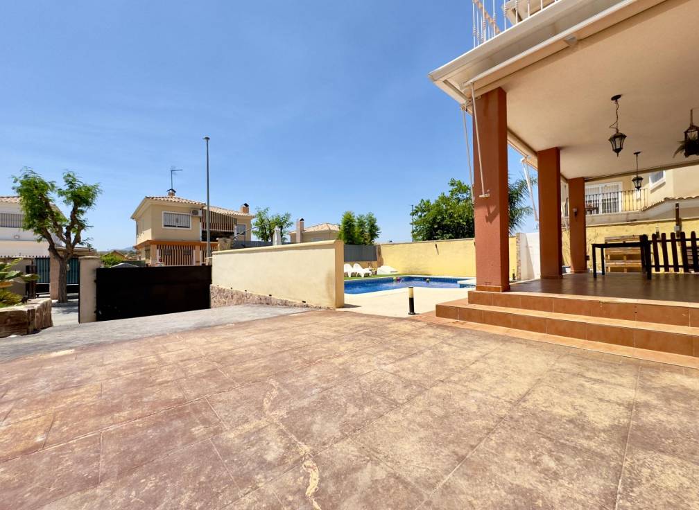 Resale - Villa - Aspe - Santa Elena