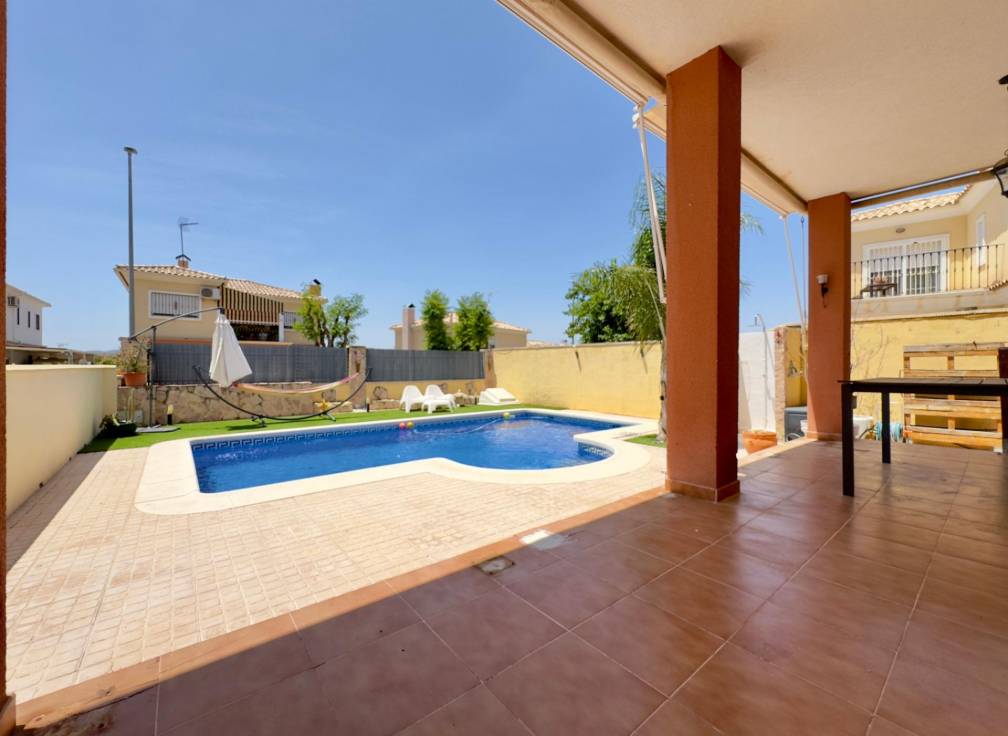 Resale - Villa - Aspe - Santa Elena