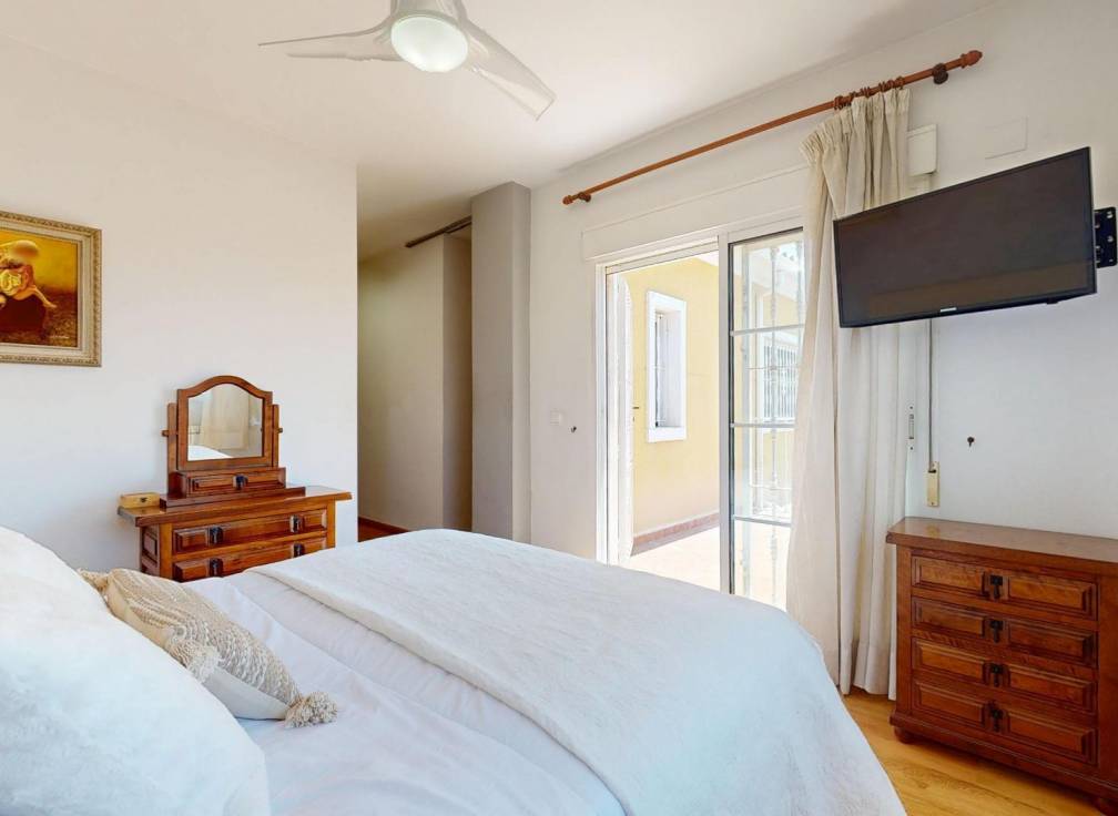 Resale - Villa - Aspe - Santa Elena