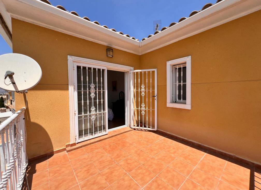 Resale - Villa - Aspe - Santa Elena