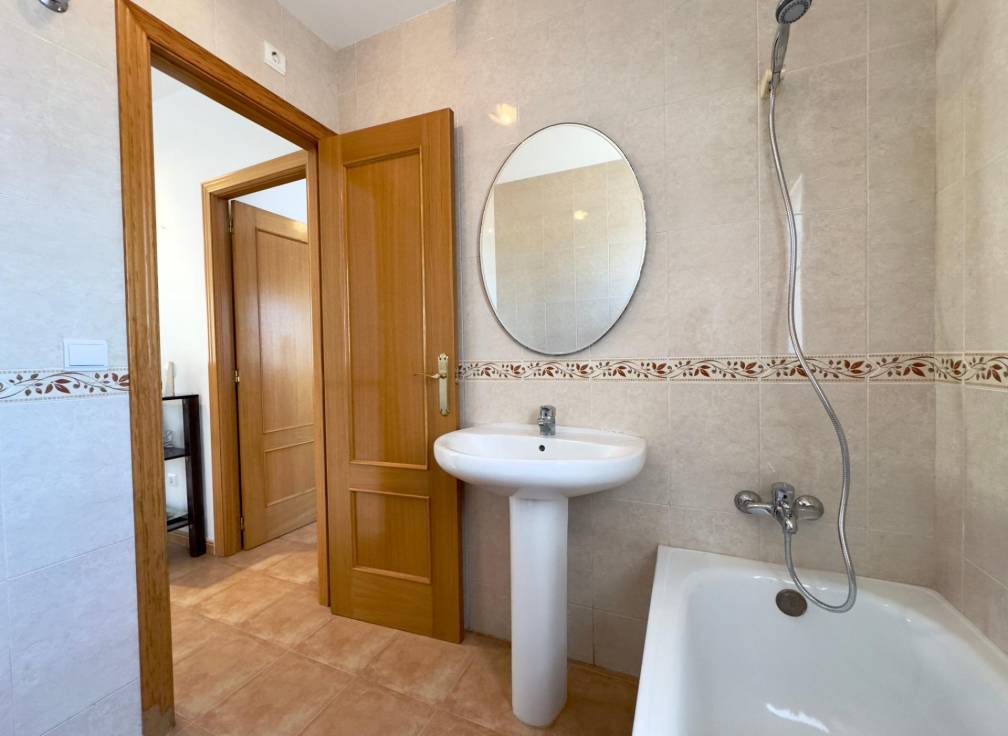 Resale - Villa - Aspe - Santa Elena