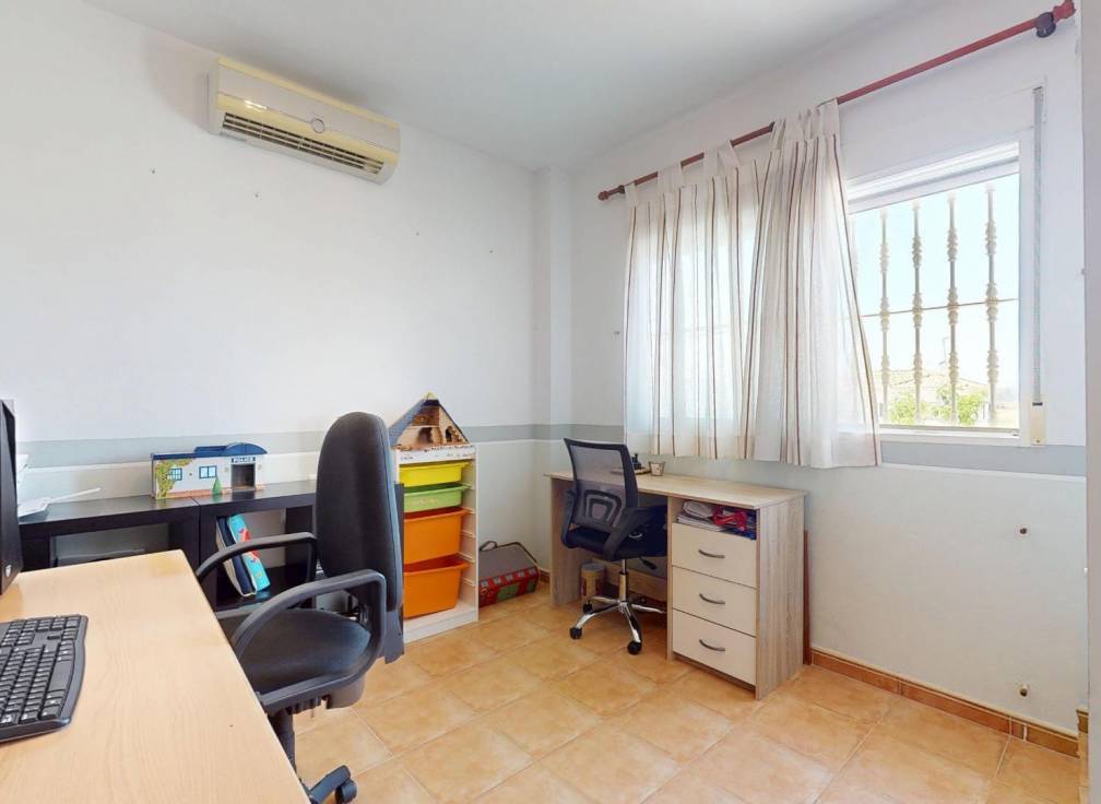 Resale - Villa - Aspe - Santa Elena