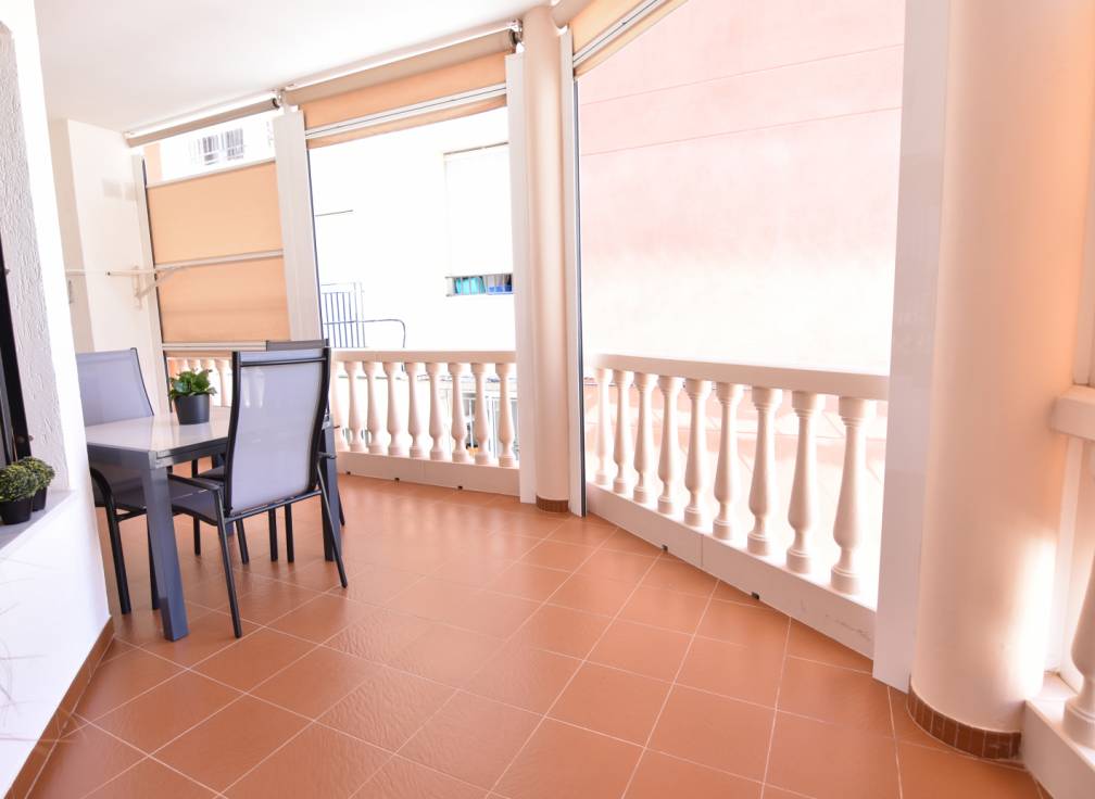 Resale - Villa - Aspe