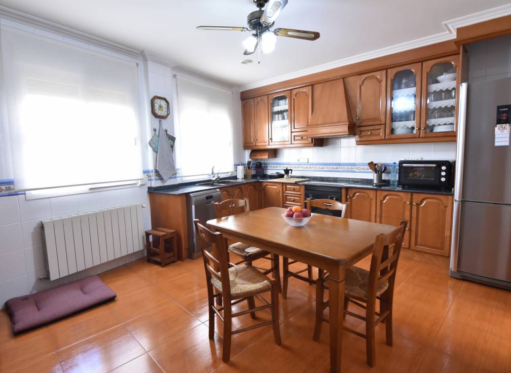 Resale - Villa - Aspe