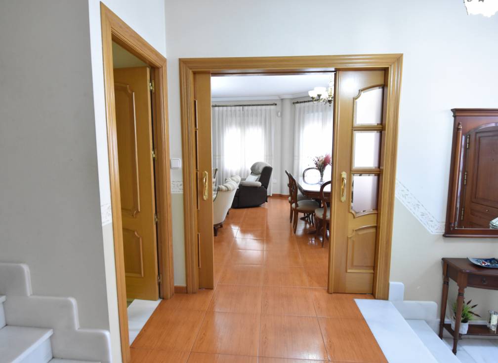 Resale - Villa - Aspe