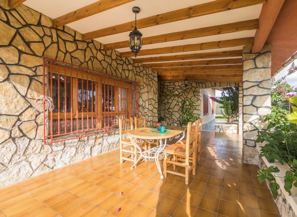 Resale - Villa - Crevillent - Comunidad valenciana