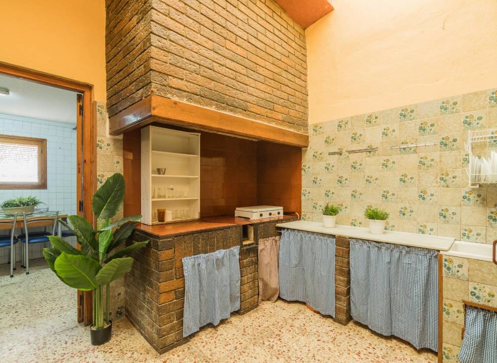 Resale - Villa - Crevillent - Comunidad valenciana