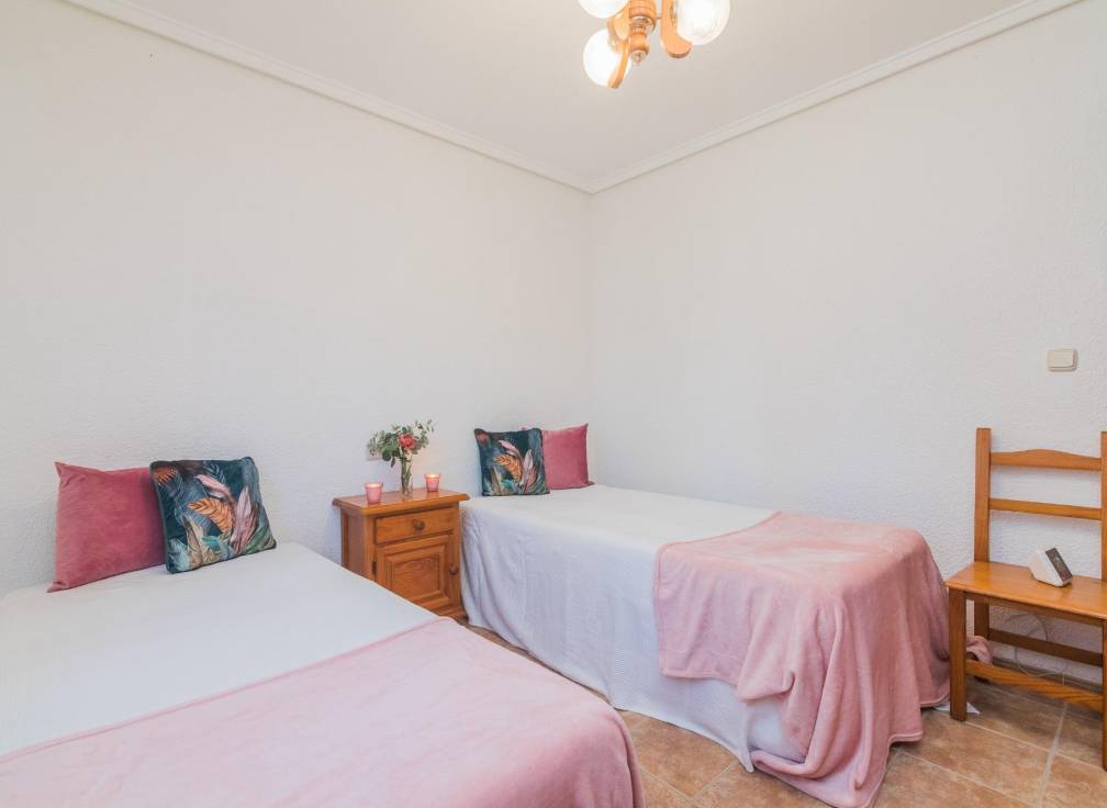 Resale - Villa - Crevillent - Comunidad valenciana