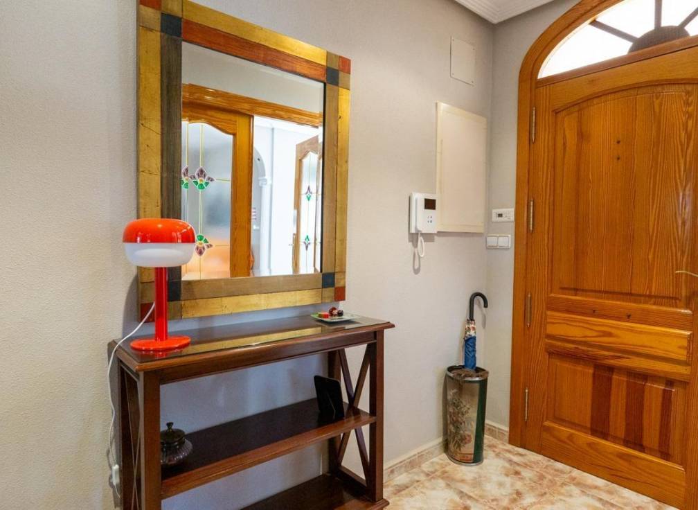 Resale - Villa - Crevillent - Comunidad valenciana