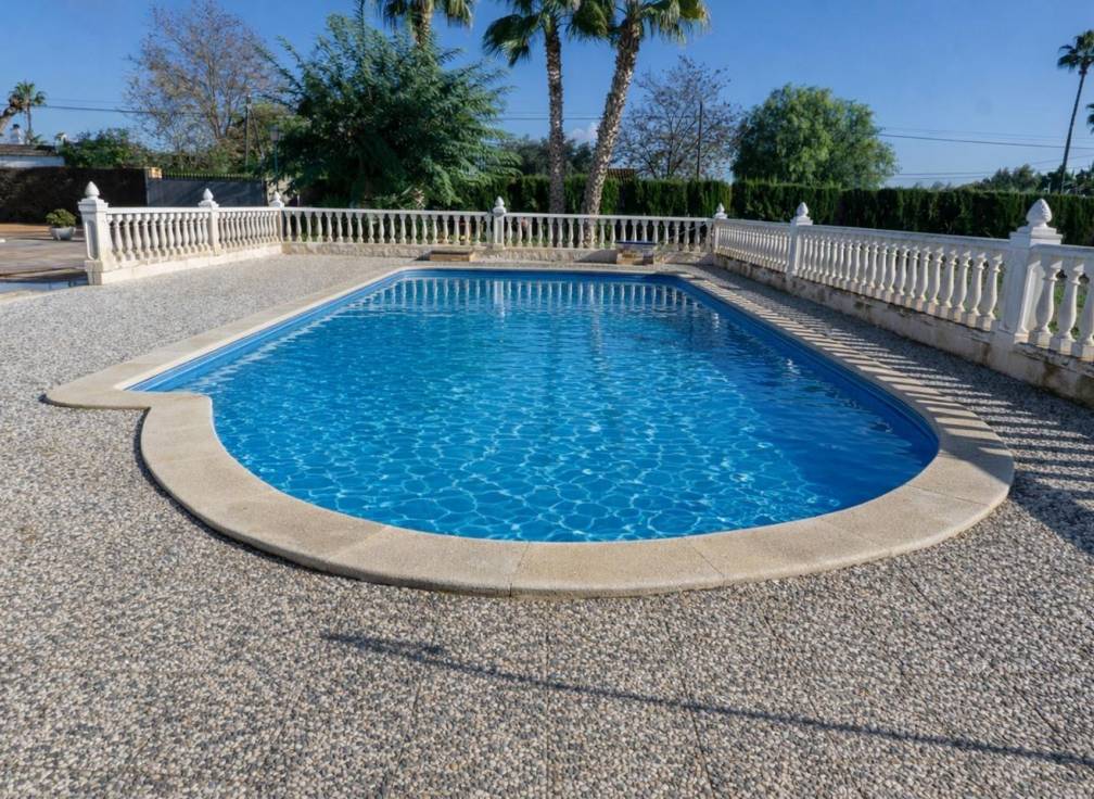 Resale - Villa - Crevillent - Comunidad valenciana