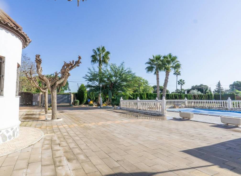 Resale - Villa - Crevillent - Comunidad valenciana