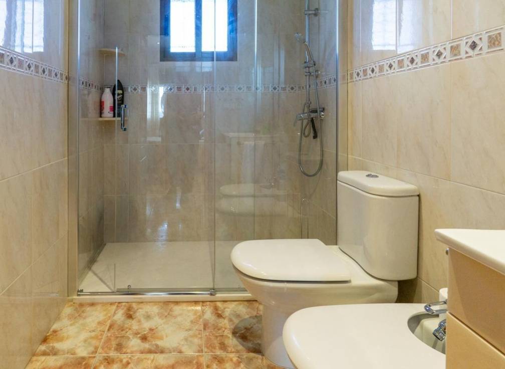 Resale - Villa - Crevillent - Comunidad valenciana