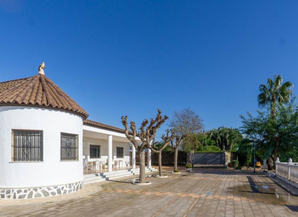 Resale - Villa - Crevillent - Comunidad valenciana