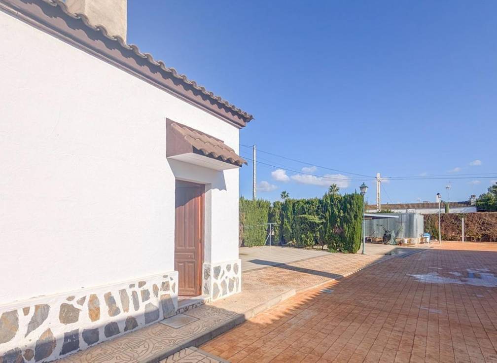 Resale - Villa - Crevillent - Comunidad valenciana