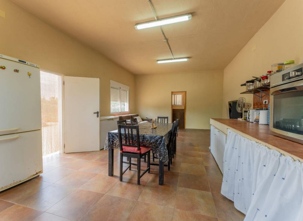 Resale - Villa - Crevillent - DERRAMADOR