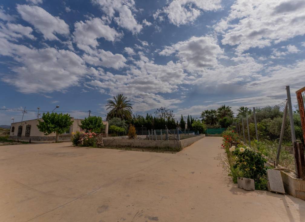 Resale - Villa - Crevillent - DERRAMADOR