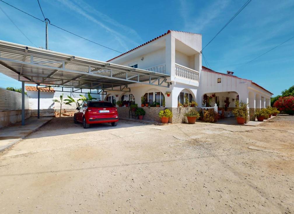 Resale - Villa - Crevillent - LA MANGRANERA