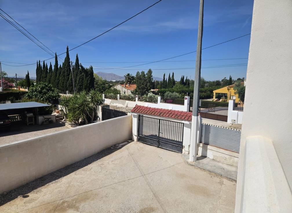 Resale - Villa - Crevillent - LA MANGRANERA
