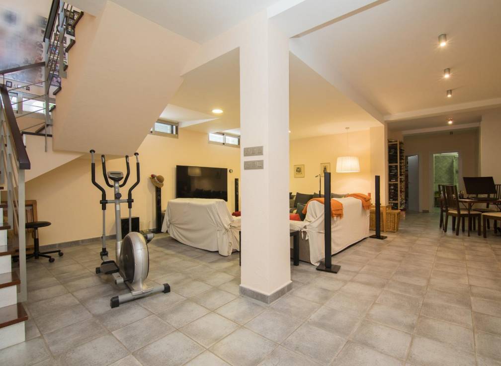 Resale - Villa - Elche - Ciudad Jardin