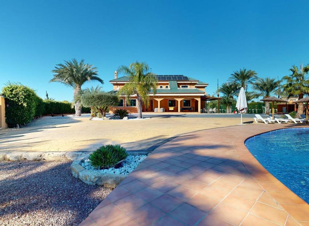 Resale - Villa - Elche - Elche / Elx