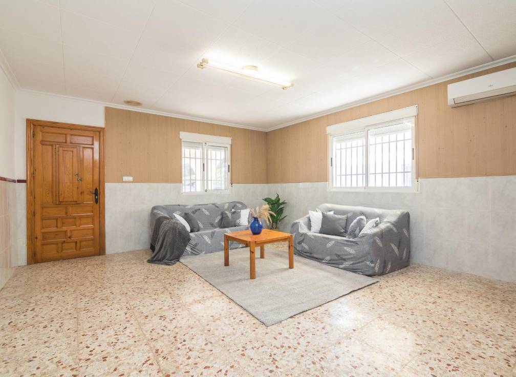 Resale - Villa - Elche - Elche / Elx