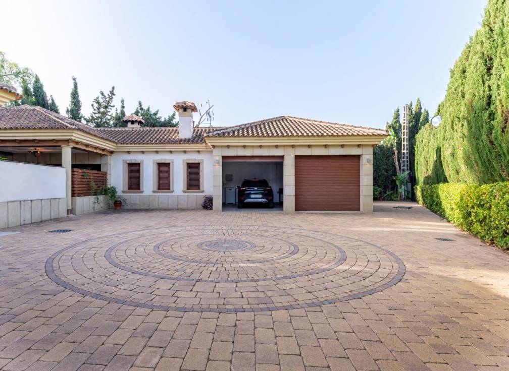 Resale - Villa - Elche Pedanías - Alzabares