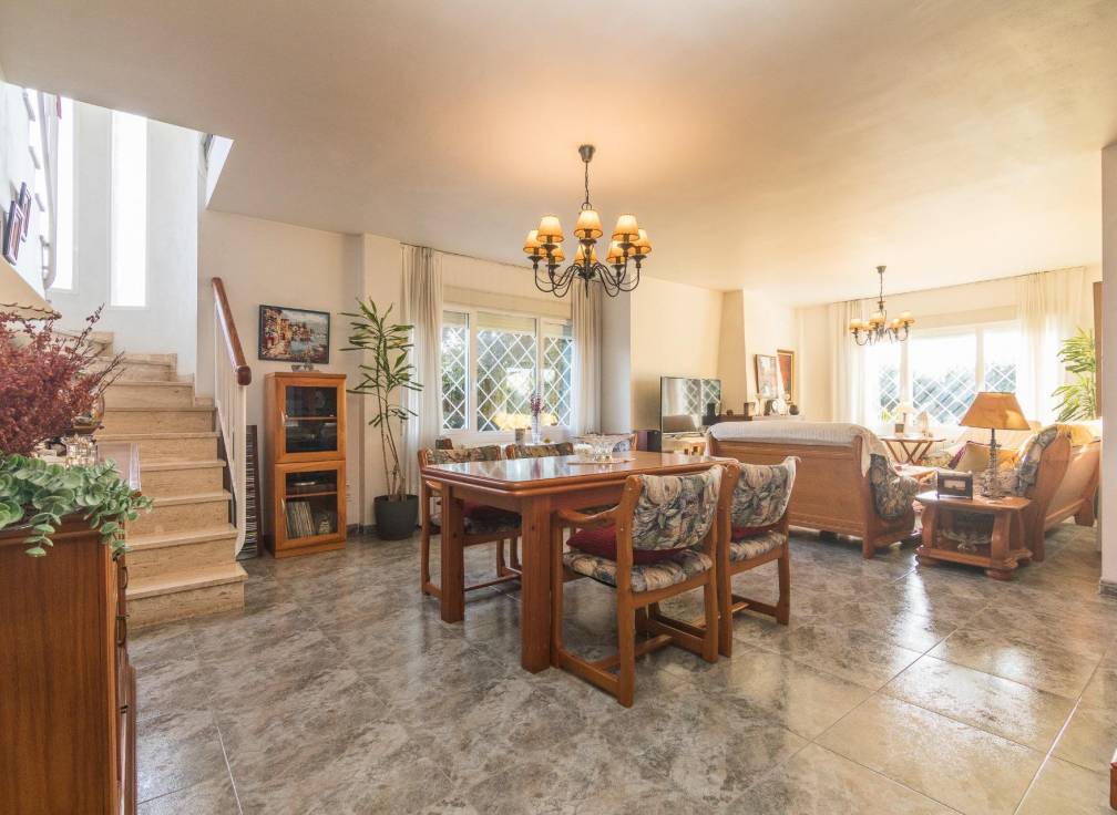 Resale - Villa - Elche Pedanías - Alzabares