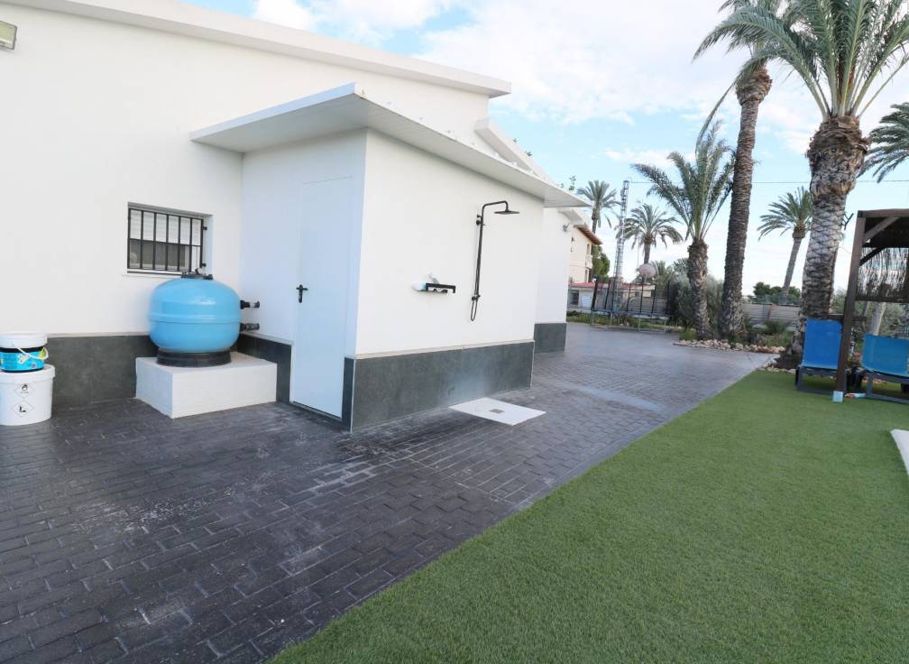 Resale - Villa - Elche Pedanías - Carretera santa pola