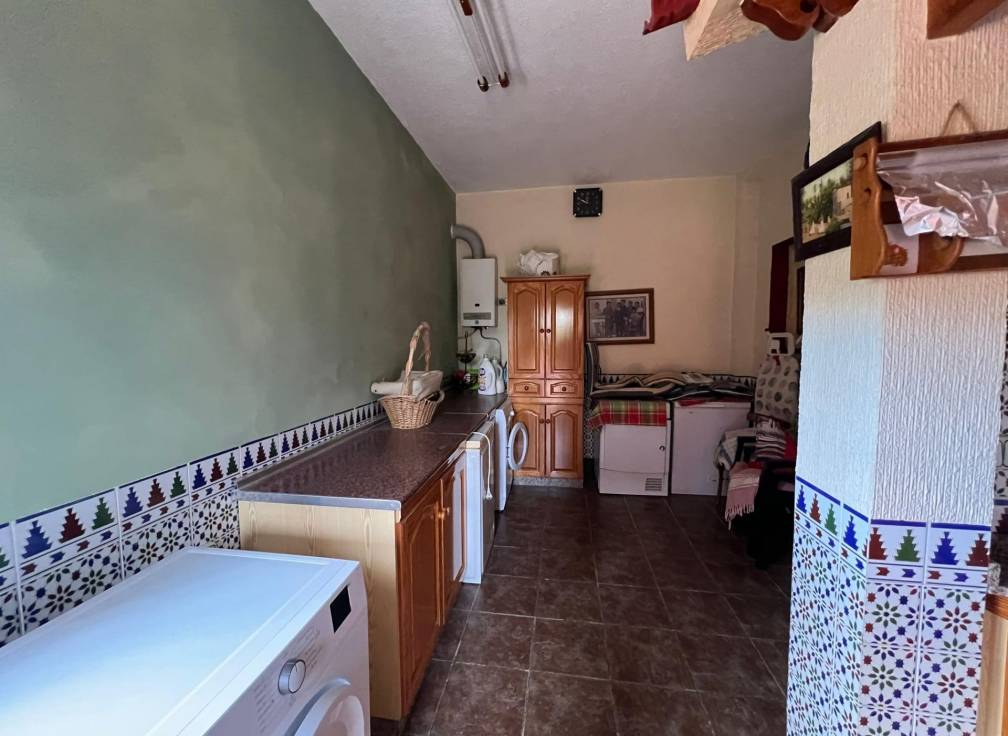 Resale - Villa - Elche Pedanías - Jubalcoi-Saladas