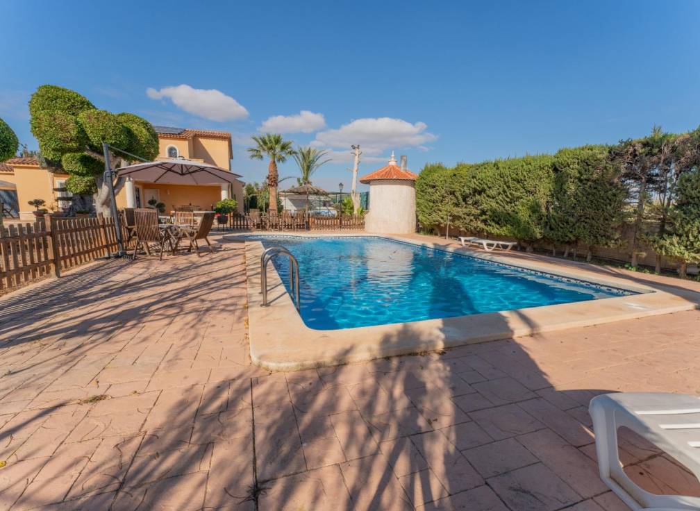 Resale - Villa - Elche Pedanías - Jubalcoy