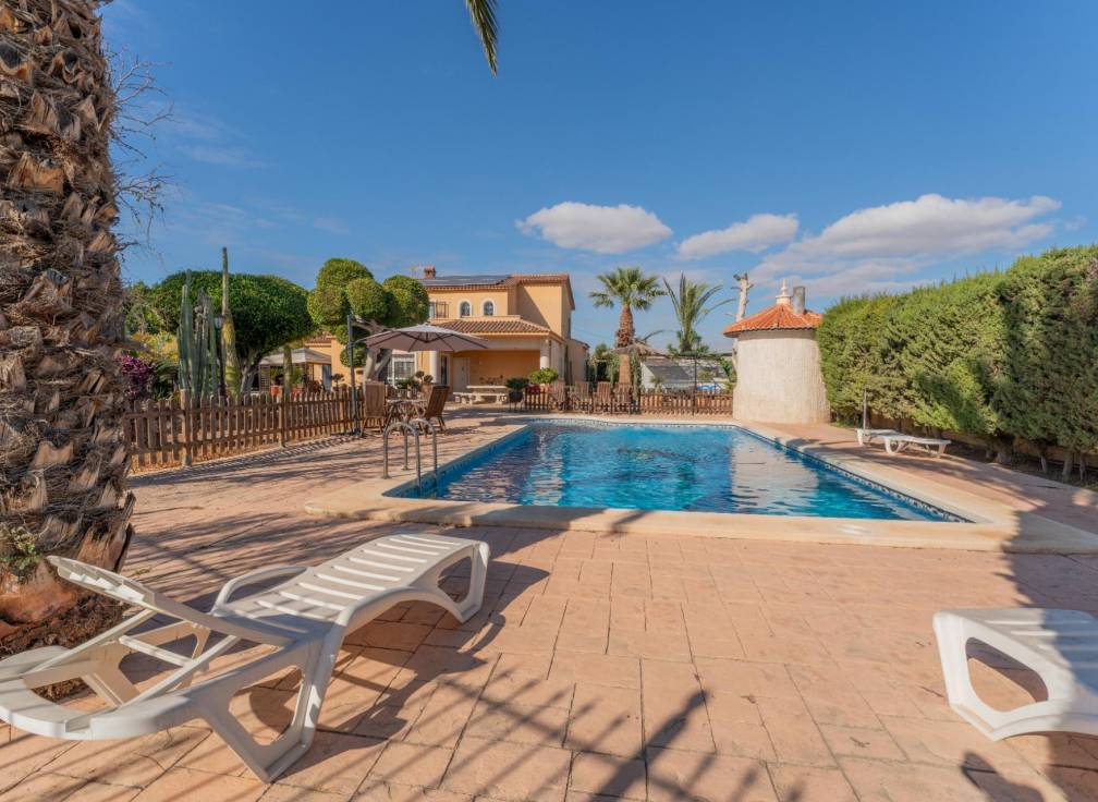 Resale - Villa - Elche Pedanías - Jubalcoy