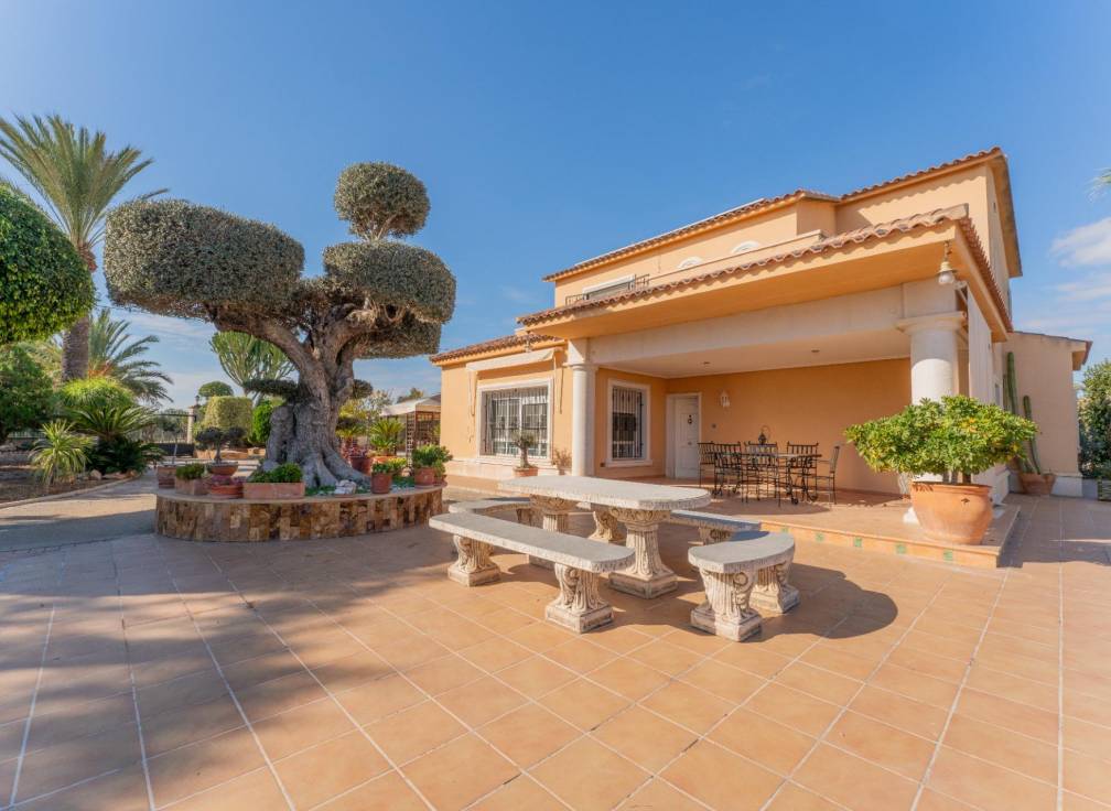 Resale - Villa - Elche Pedanías - Jubalcoy