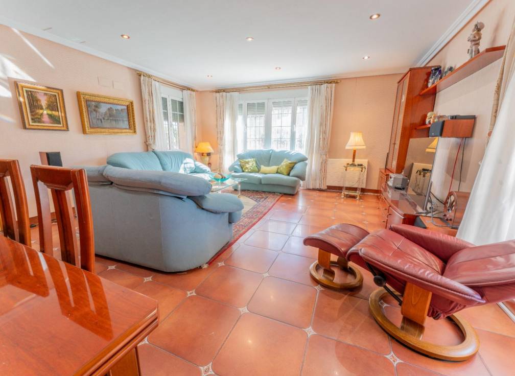 Resale - Villa - Elche Pedanías - Jubalcoy