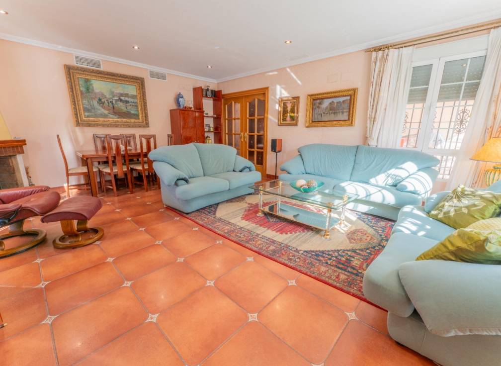 Resale - Villa - Elche Pedanías - Jubalcoy