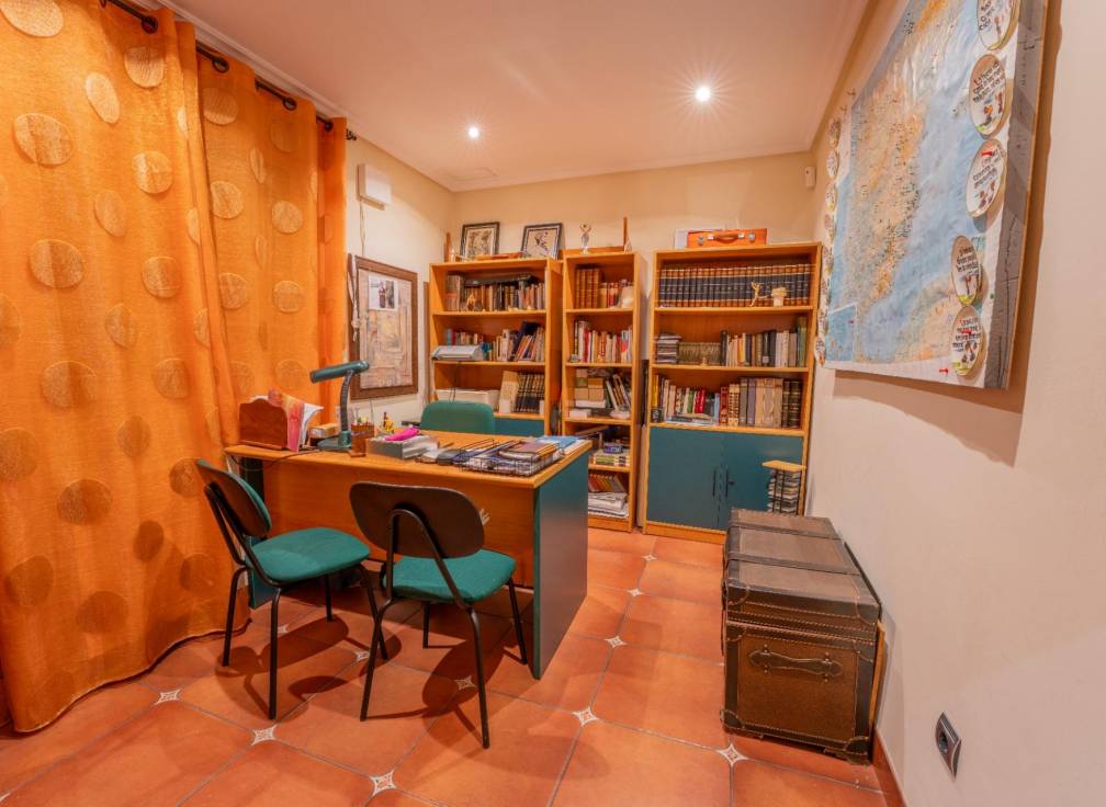 Resale - Villa - Elche Pedanías - Jubalcoy