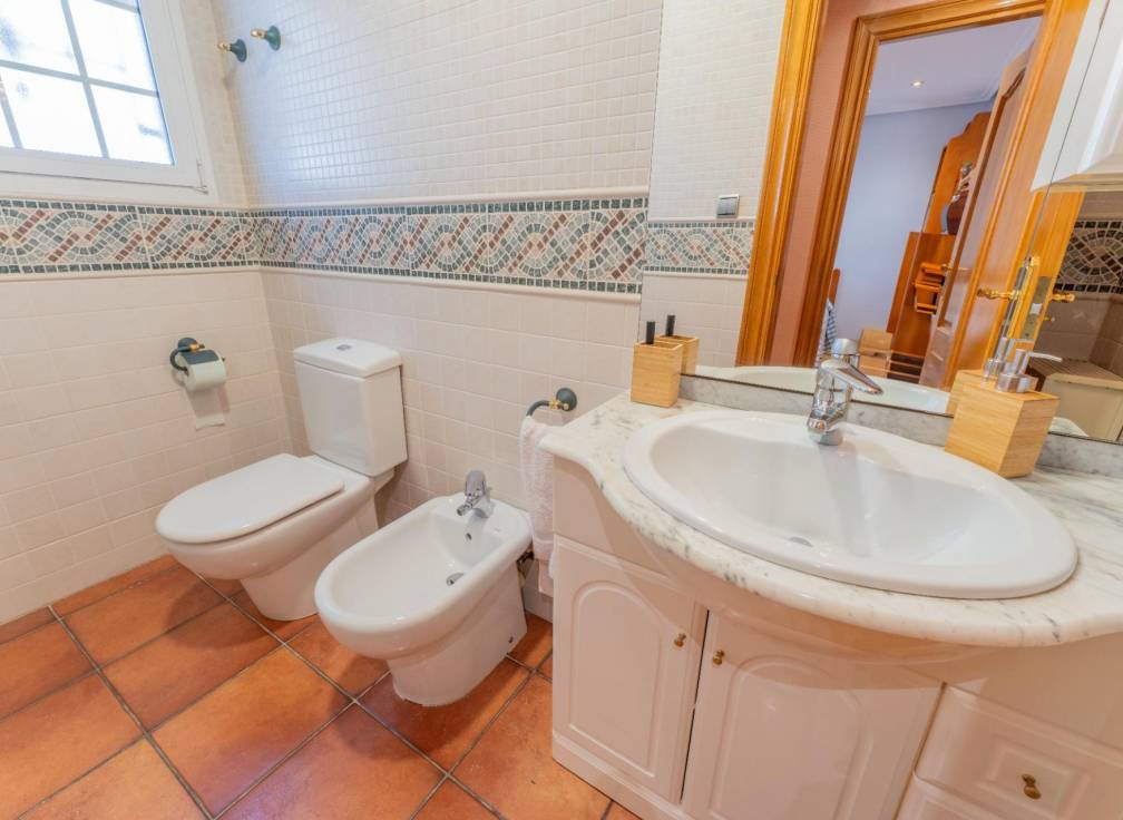 Resale - Villa - Elche Pedanías - Jubalcoy