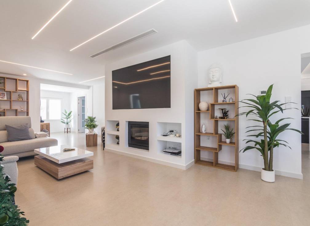 Resale - Villa - Elche Pedanías - Peña de Las Águilas