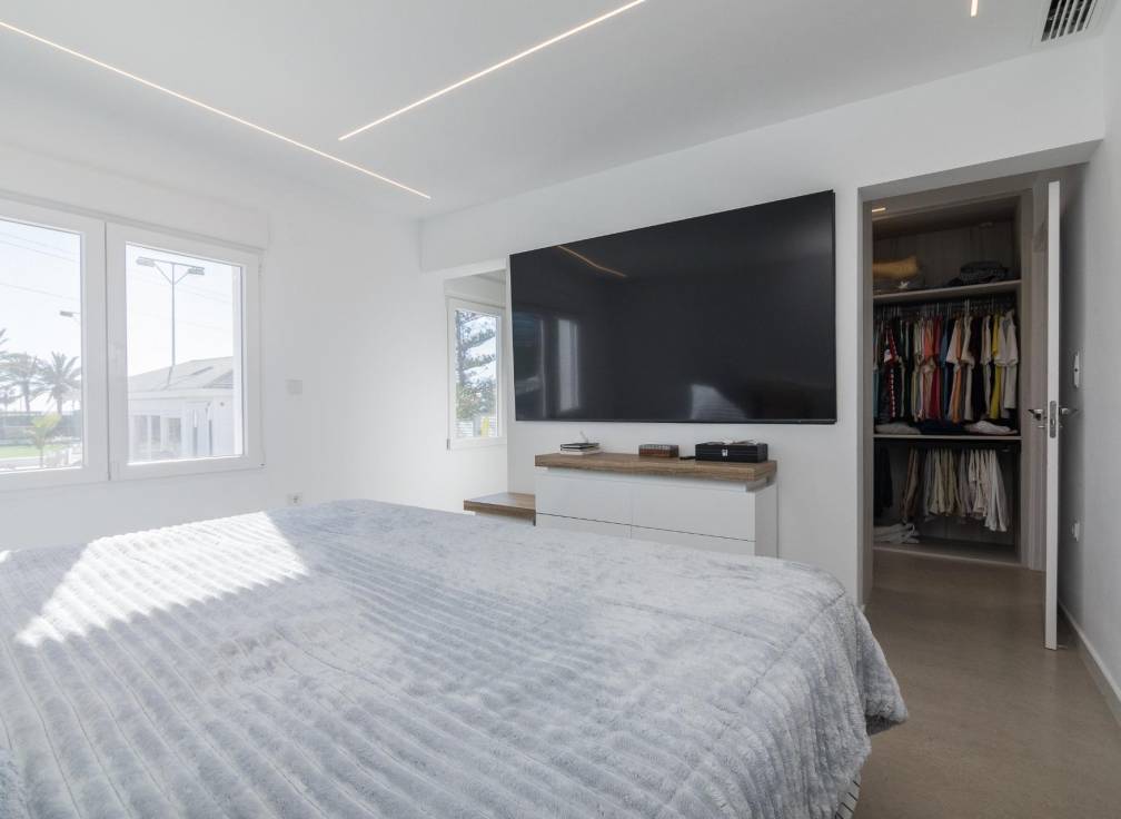 Resale - Villa - Elche Pedanías - Peña de Las Águilas