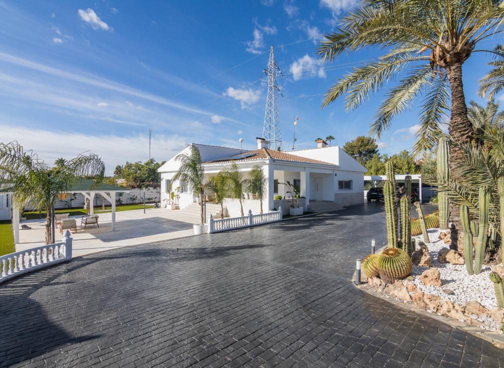 Resale - Villa - Elche Pedanías - Peña de Las Águilas