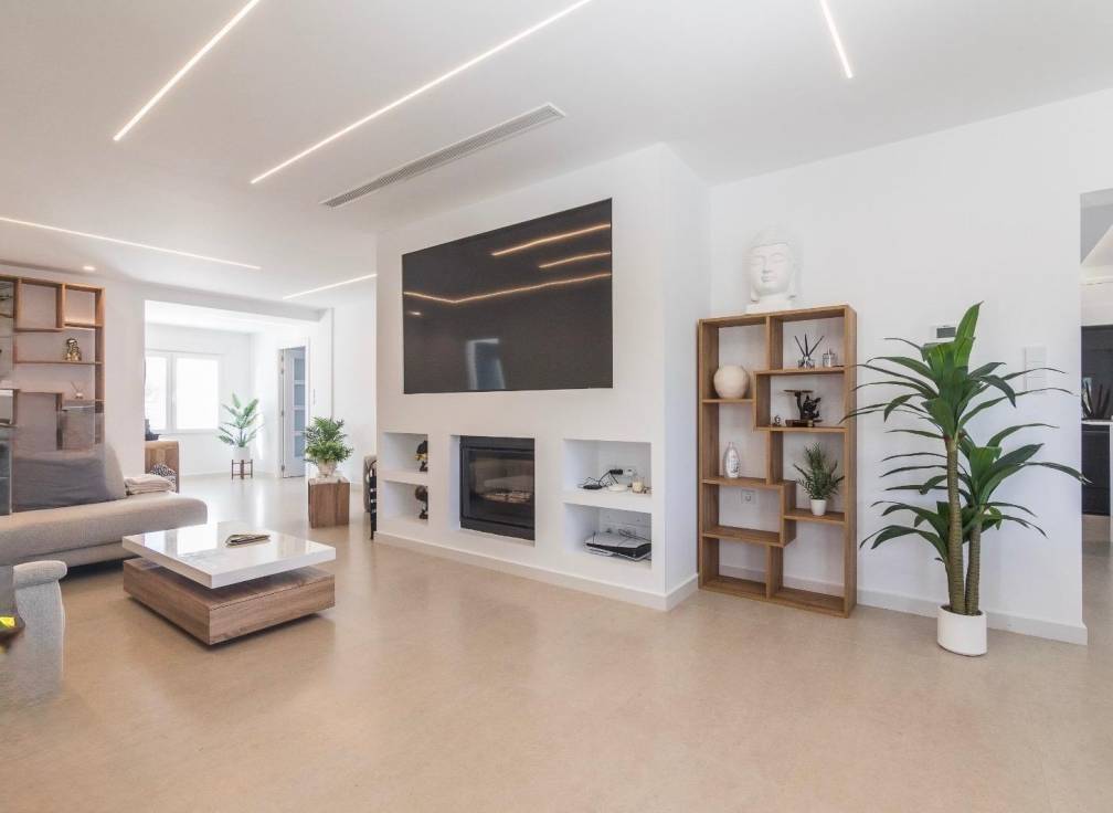 Resale - Villa - Elche Pedanías - Peña de Las Águilas