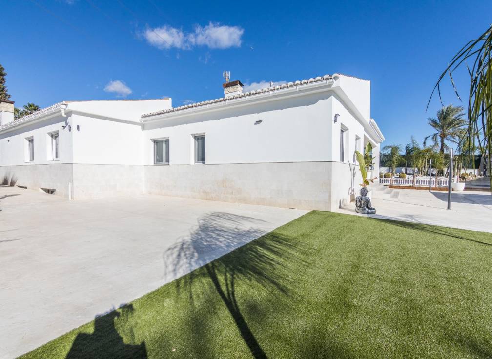 Resale - Villa - Elche Pedanías - Peña de Las Águilas